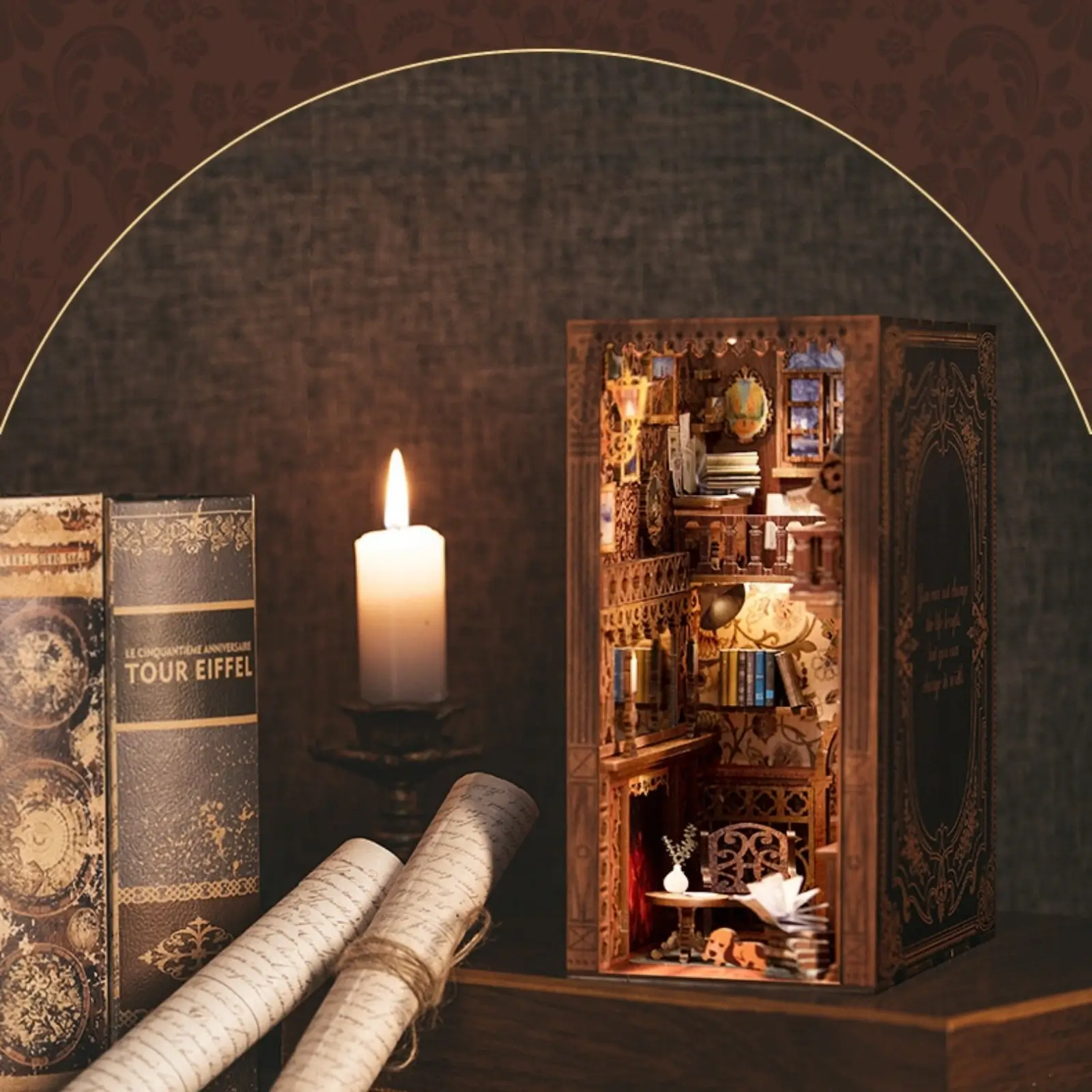 Miniature model of the Eternal Bookstore on the bookshelf, adding charm and a sense of story"