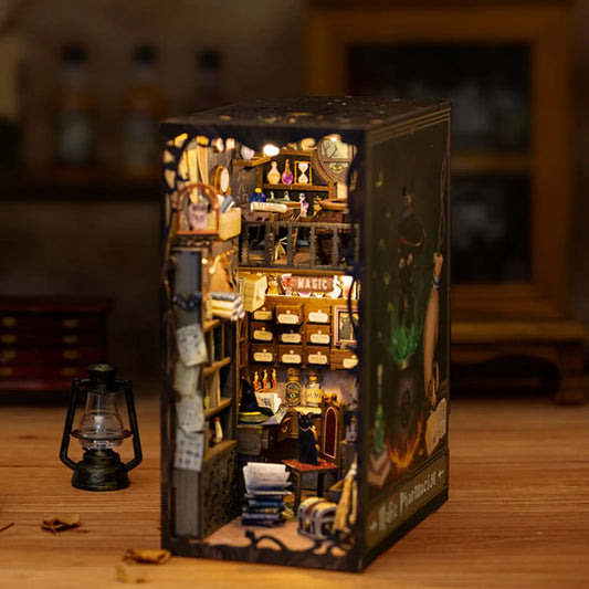 The magician's mysterious laboratory, a miniature book nook filled with potions and magical books